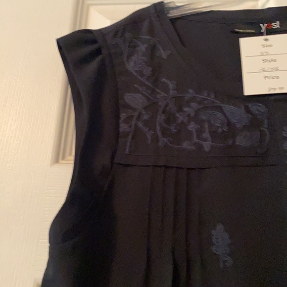 Yest Dress - Picture 6 of 6